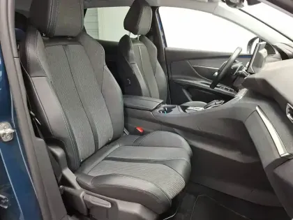 Photo 68 Peugeot 3008  Hybrid 225 e-EAT8