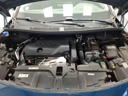 Photo 75 Peugeot 3008  Hybrid 225 e-EAT8