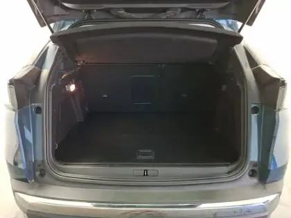 Photo 47 Peugeot 3008  Hybrid 225 e-EAT8