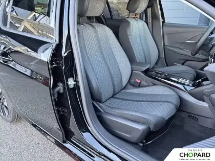 Photo 18 Peugeot 208  Hybrid 110 ch e-DCS6