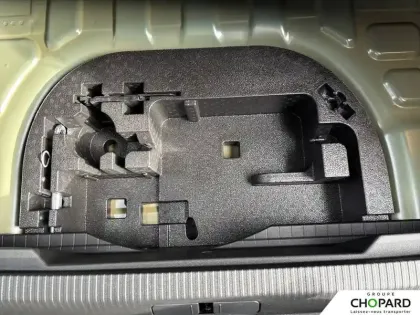 Photo 23 Peugeot 2008  Electrique 54 kWh 156 ch