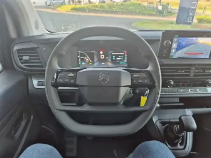 Photo 8 Citroën Jumpy  CA REPLIABLE M DIESEL 150 CH MANUELLE