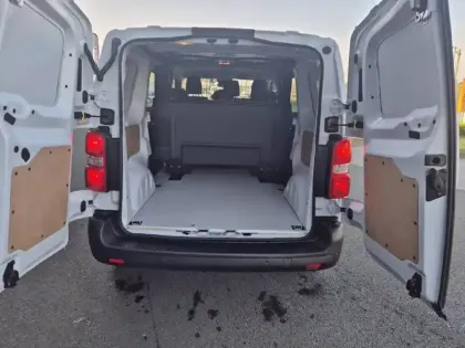 Photo 5 Citroën Jumpy  CA REPLIABLE M DIESEL 150 CH MANUELLE