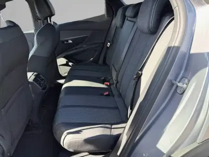 Photo 11 Peugeot 3008  BlueHDi 130ch S&S EAT8