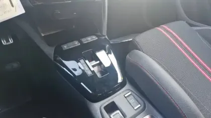 Photo 21 Opel Corsa Gén. VI Ph2 GS 5