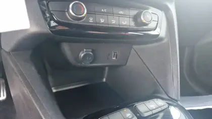 Photo 24 Opel Corsa Gén. VI Ph2 GS 5