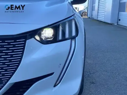 Photo 28 Peugeot 208  Electrique 50 kWh 136ch