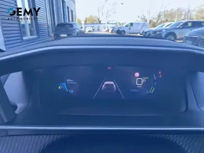 Photo 13 Peugeot 208  Electrique 50 kWh 136ch