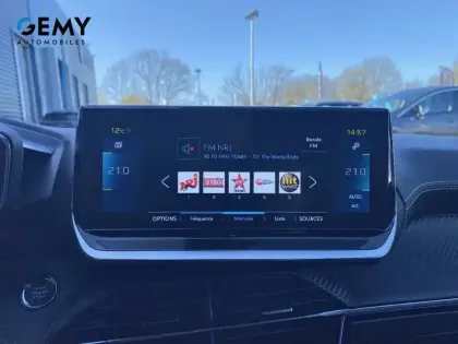 Photo 17 Peugeot 208  Electrique 50 kWh 136ch