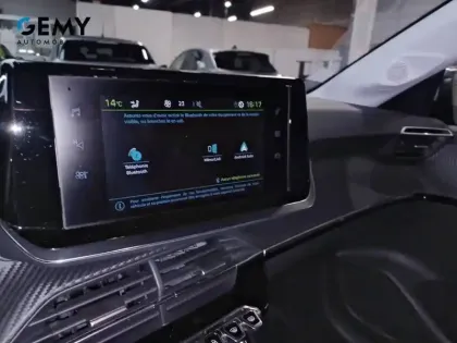 Photo 12 Peugeot 208  Electrique 50 kWh 136ch