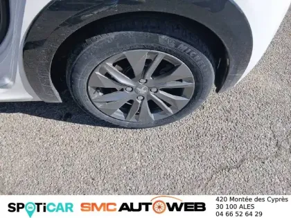 Photo 95 Peugeot 208  Electrique 50 kWh 136ch
