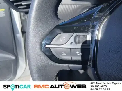 Photo 102 Peugeot 208  Electrique 50 kWh 136ch