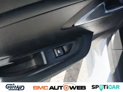 Photo 76 Peugeot 208  Electrique 50 kWh 136ch