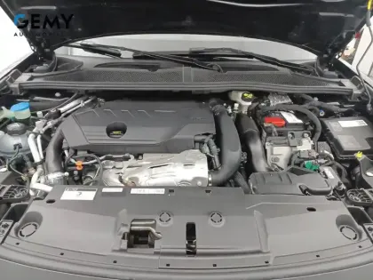 Photo 56 Peugeot 408  PHEV 180 e-EAT8