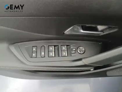 Photo 53 Peugeot 408  PHEV 180 e-EAT8