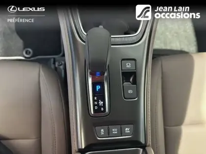 Photo 12 Lexus Lbx  2WD