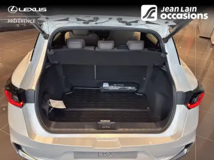 Photo 9 Lexus Lbx  2WD