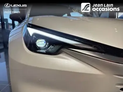 Photo 18 Lexus Lbx  2WD