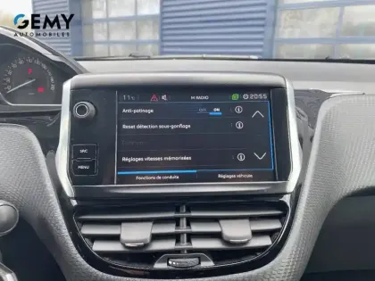 Photo 45 Peugeot 208 Gén. I Ph2 Allure 5