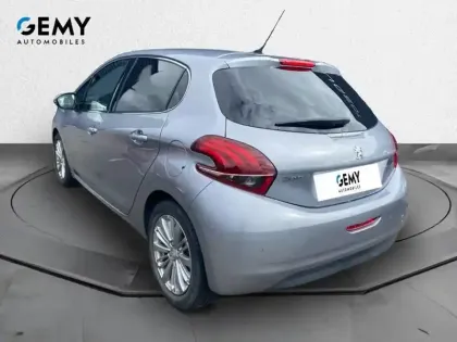 Photo 6 Peugeot 208  PureTech 110ch S&S EAT6