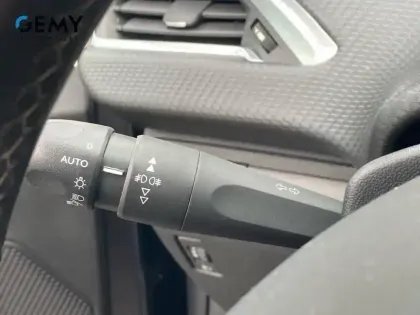 Photo 23 Peugeot 208  PureTech 110ch S&S EAT6