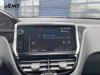 Photo 41 Peugeot 208 Gén. I Ph2 Allure 5