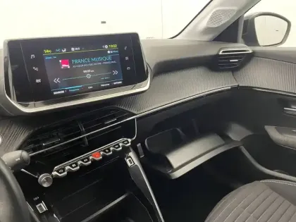 Photo 32 Peugeot 208  Electrique 50 kWh 136ch