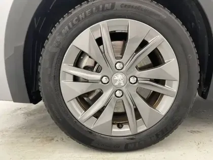 Photo 26 Peugeot 208  Electrique 50 kWh 136ch