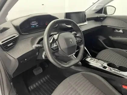 Photo 38 Peugeot 208  Electrique 50 kWh 136ch