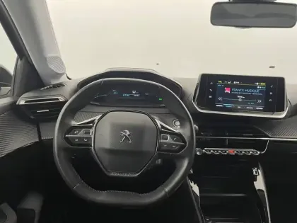 Photo 29 Peugeot 208  Electrique 50 kWh 136ch