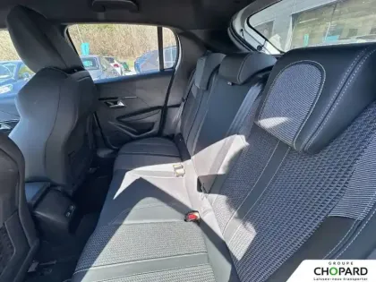 Photo 18 Peugeot 208  PureTech 100 S&S EAT8