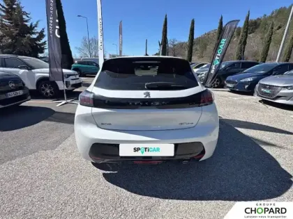 Photo 28 Peugeot 208  PureTech 100 S&S EAT8