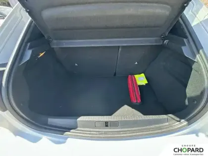 Photo 7 Peugeot 208  PureTech 100 S&S EAT8