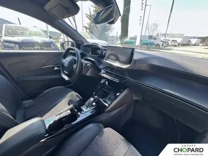 Photo 12 Peugeot 208  PureTech 100 S&S EAT8