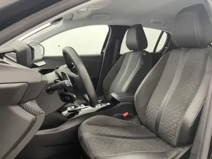 Photo 54 Peugeot 208 Gén. II Ph1 NG Roadtrip 5