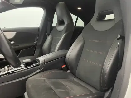 Photo 14 Mercedes CLA  Coupé 250 e 8G-DCT