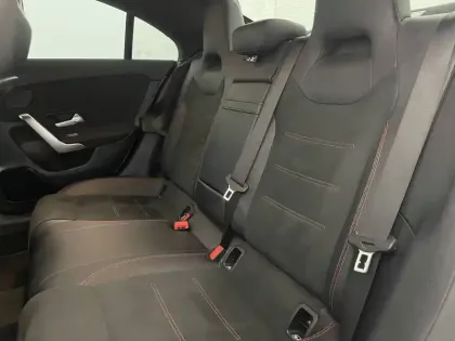 Photo 15 Mercedes CLA  Coupé 250 e 8G-DCT