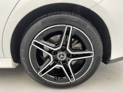 Photo 16 Mercedes CLA  Coupé 250 e 8G-DCT