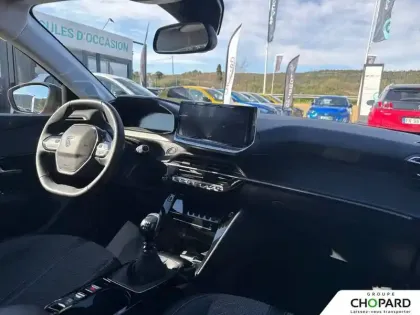 Photo 34 Peugeot 208  PureTech 100 S&S BVM6