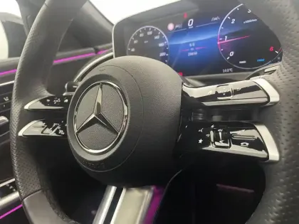 Photo 23 Mercedes Classe E  220 d 9G-Tronic