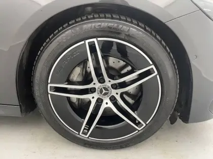 Photo 12 Mercedes Classe E  220 d 9G-Tronic