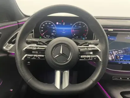 Photo 22 Mercedes Classe E  220 d 9G-Tronic