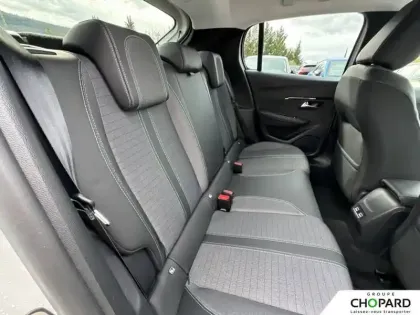 Photo 37 Peugeot 208  PureTech 130 S&S EAT8