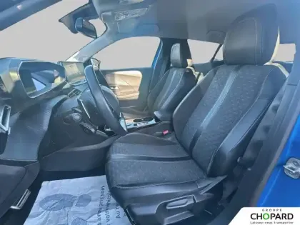 Photo 10 Peugeot 2008  PureTech 130 S&S EAT8