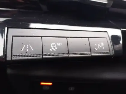 Photo 15 Renault Austral  mild hybrid 160 auto