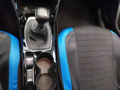 Photo 19 Peugeot 208  PureTech 100 S&S BVM6