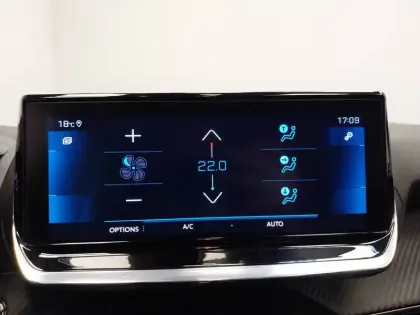 Photo 17 Peugeot 208  PureTech 100 S&S BVM6