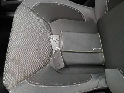 Photo 37 Renault Clio  dCi 75 E6C