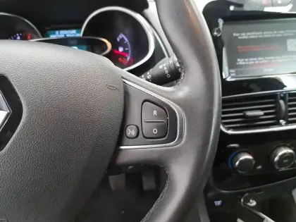 Photo 31 Renault Clio  dCi 75 E6C