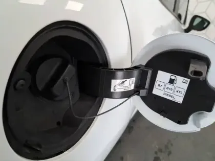Photo 102 Renault Clio  dCi 75 E6C